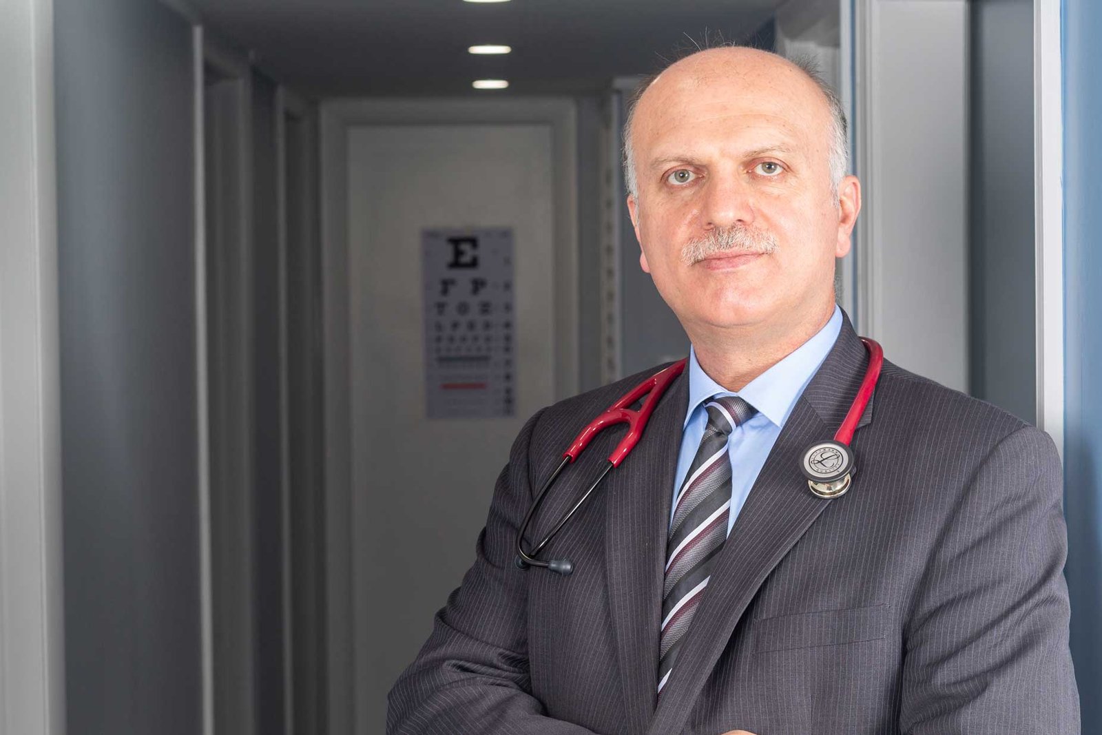 Dr. Ozcan Uzun Medical Director at Luminousam Aesthetic Clinic